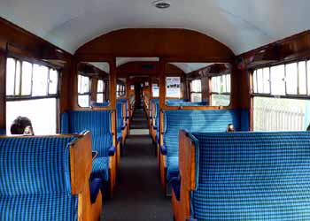 Mk1 2+1 standard class railway seating E4809