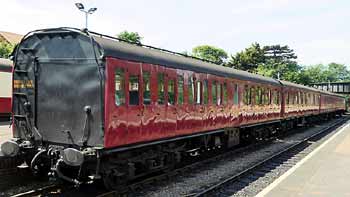 British Mk1 TLO compartment carriage E48001.