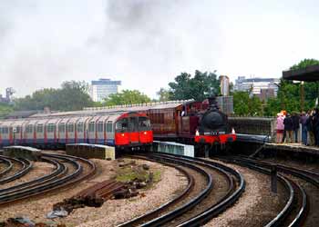 Steam On The District at Chiswick Park station