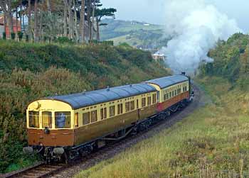 GWR auto-train with two auto coaches and steam locomotive at trailing end.