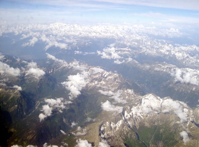 flying.jpg